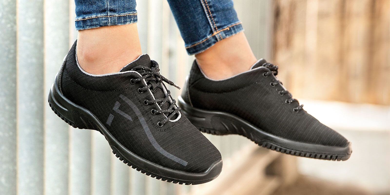 Shoes for Service & Sales