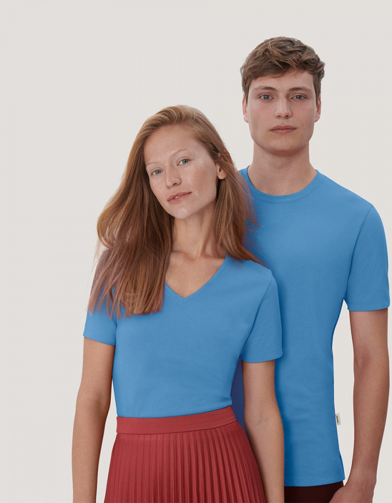 Damen T-Shirt in Blau mit V-Ausschnitt – funktional und modern geschnitten
