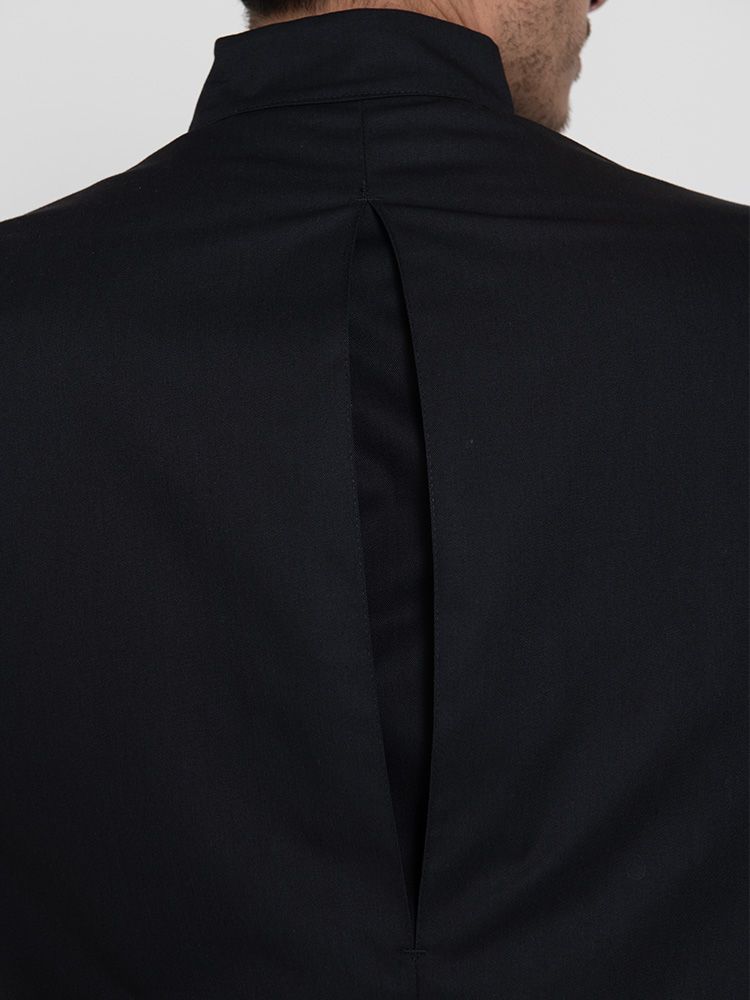 Schwarze Kochjacke Herren mit Langarm, Druckknöpfen, Taschen und Rückenfalte – ideal für Küche, Hotel und Gastronomie