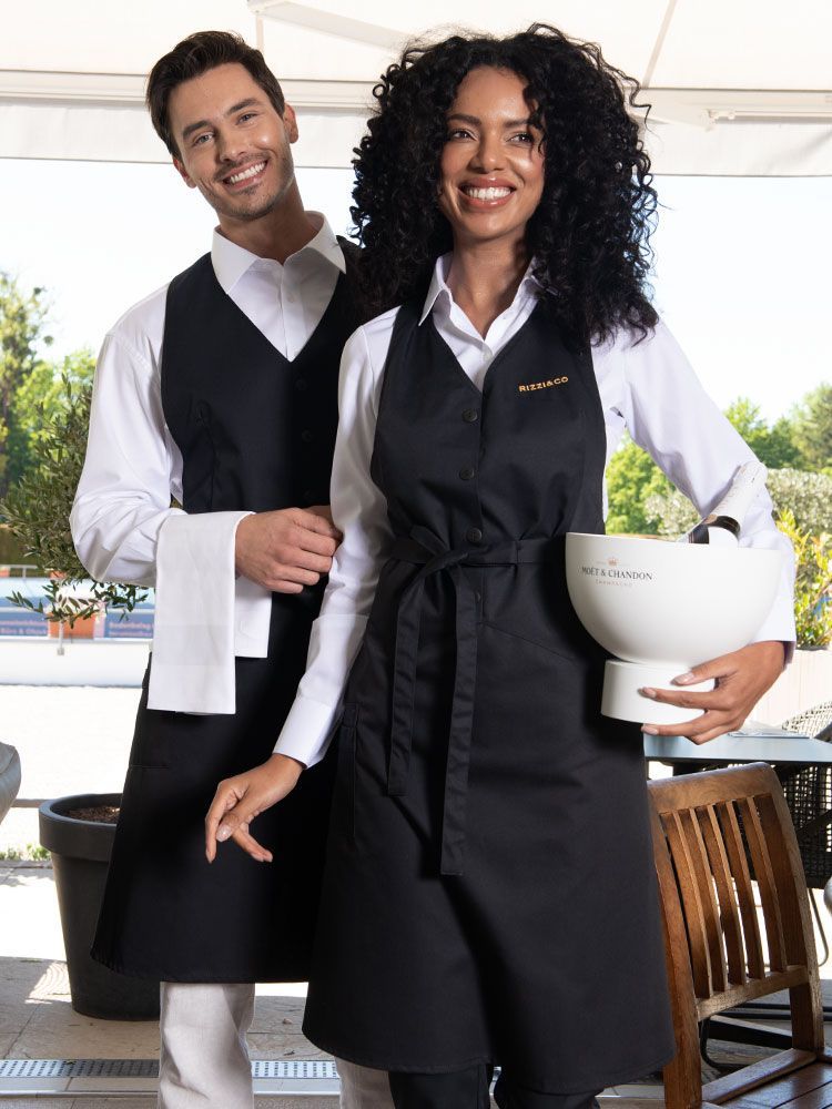 Elegante Service Schürzen Damen in Schwarz mit Westenschnitt und Hüfttasche