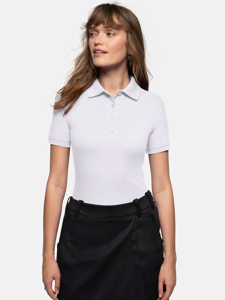 Poloshirt Damen Weiß mit femininer Passform, 4-Knopf-Leiste und Seitenschlitzen – ideal für Pflege, Praxis & Servicepersonal