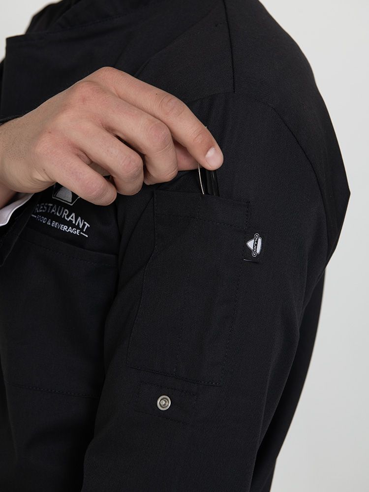 Herren Kochjacke in Weiß mit Langarm, Druckknopfleiste, Brust- und Ärmeltasche – klassisch und hochwertig für Küche, Hotel und Gastronomie