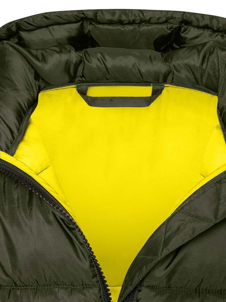 Winterjacke Herren in Dunkelgrün – gesteppte, gefütterte Herrenjacke mit Kapuze