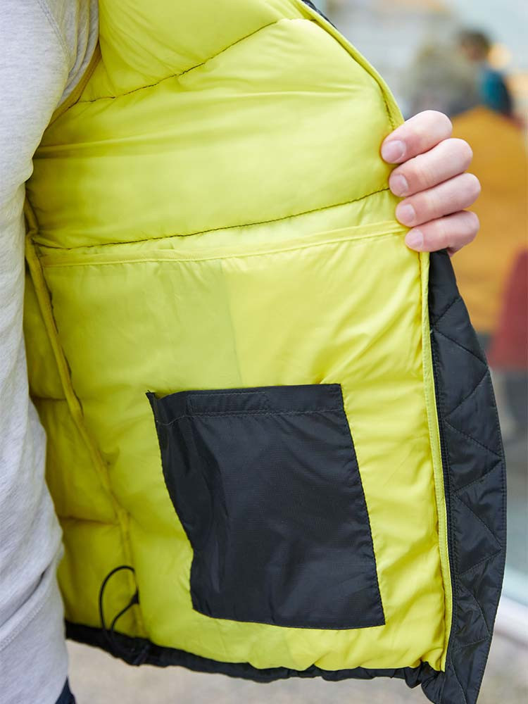 Winterjacke Herren in Dunkelgrün – gesteppte, gefütterte Herrenjacke mit Kapuze