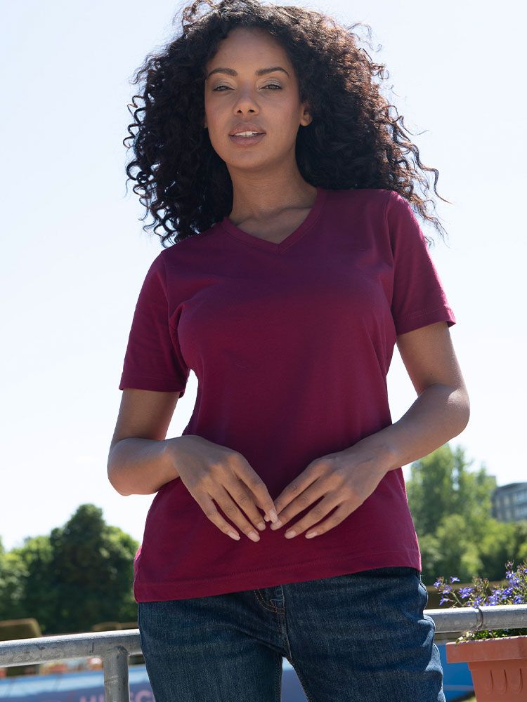 Damen T-Shirt V-ausschnitt bordeaux