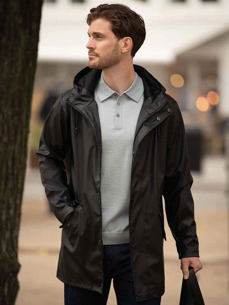 Regenmantel Unisex in Schwarz, mattes Finish, Kapuze, wasserdicht mit verschweißten Nähten