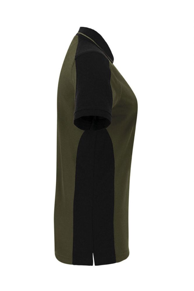 Olivgrünes Damen Arbeits Poloshirt mit schwarzen Kontrasteinsätzen und Vier-Loch-Knopfleiste – strapazierfähig und pflegeleicht für Handwerk, Pflege und Gastronomie.