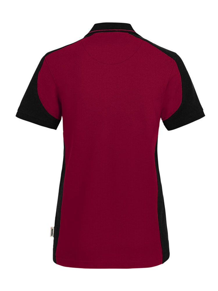 Weinrotes Damen Arbeits Poloshirt mit schwarzen Kontrasteinsätzen und Vier-Loch-Knopfleiste – strapazierfähig und pflegeleicht für Handwerk, Pflege und Gastronomie.