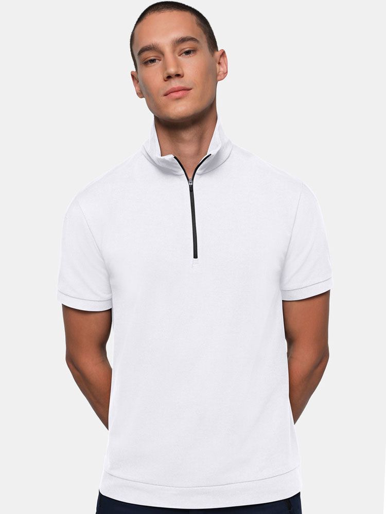Weißes Poloshirt mit Reißverschluss für Herren – pflegeleicht, nachhaltig, ideal für Berufsalltag