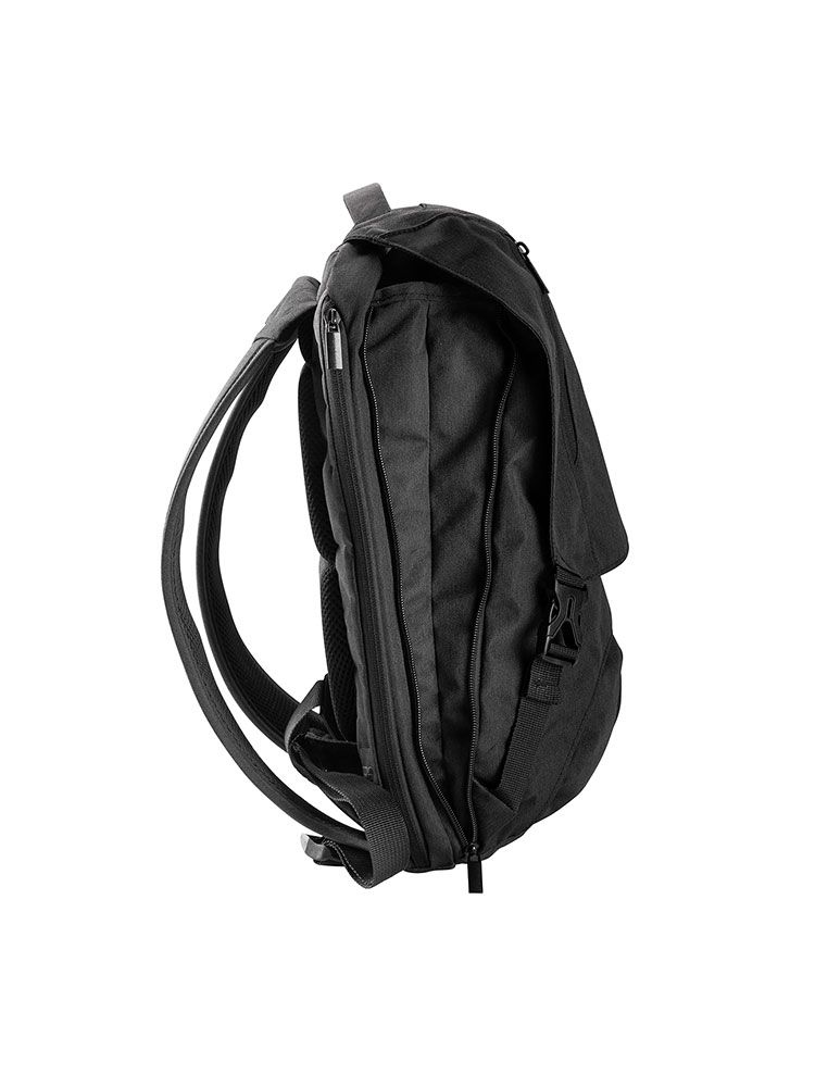 „Business Rucksack 22 l – mit USB-Anschluss & Laptopfach, wasserabweisend & funktional“
