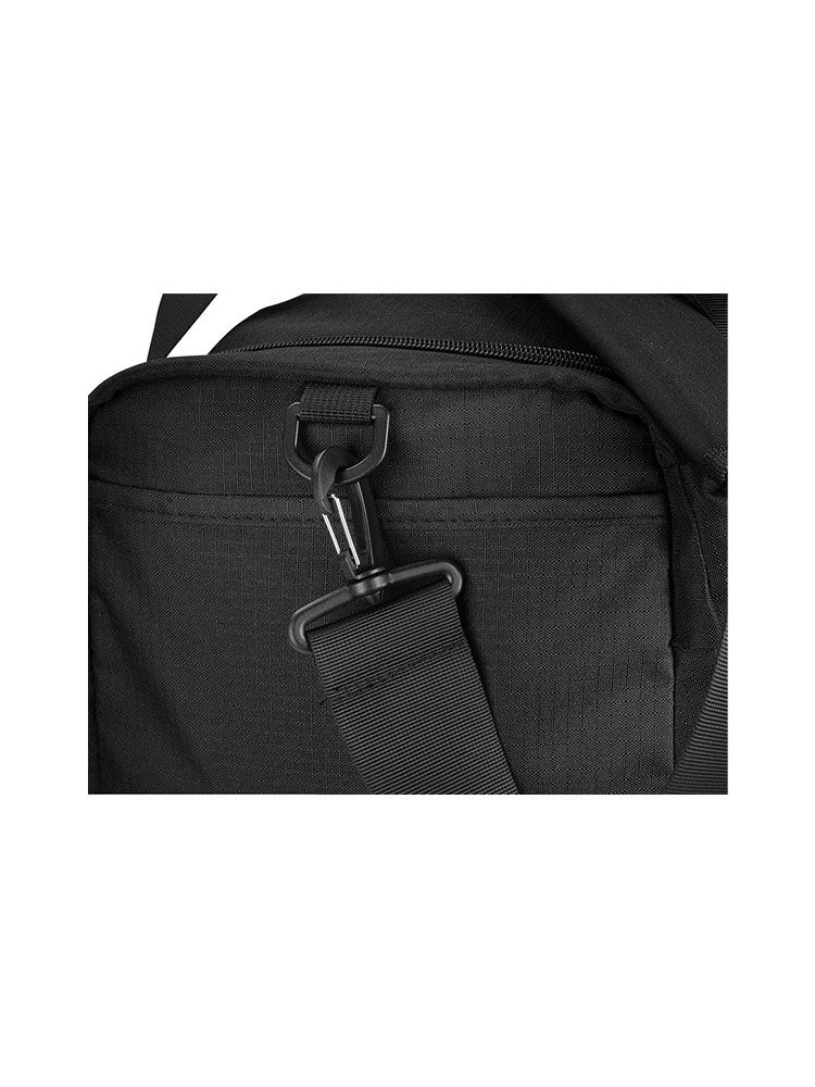 Schwarze Sporttasche 42L mit Schuhfach, Schultergurt und Tragegriffen aus 600D Polyester Ripstop