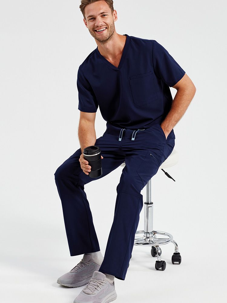 Cargo Stretch Hose Herren in Dunkelblau mit Seitentaschen und Kordelzug für den Berufsalltag