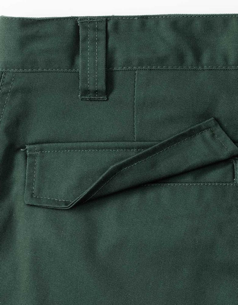 Arbeitshose Herren Kurz in Grün mit Cargotasche und elastischem Bund – ideal für Sommer und Handwerk