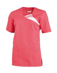 Kasack für Altenpflege Damen in Rosa mit weißem V-Ausschnitt, zwei Taschen und Seitenschlitzen – bequeme Arbeitskleidung für Pflegekräfte