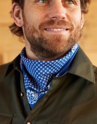 Blaues Trachten Halstuch für Herren und Damen mit traditionellem Muster aus Baumwolle, 50x50 cm