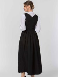 Schwarzes Gastro Waschdirndl Amber mit Schnürung und Schubtasche für Hotel und Service