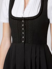 Schwarzes Gastro Dirndl für Damen mit weißer Bluse für Gastronomie und Hotel