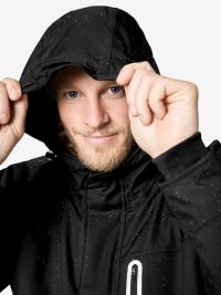Schwarze FHB Winter-Softshelljacke mit Kapuze für Arbeit Handwerk und Outdoor-Einsatz