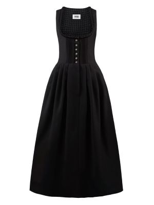 Schwarzes Gastro Dirndl für Damen mit weißer Bluse für Gastronomie und Hotel