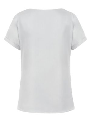 Graue Damen-Chiffonbluse mit kurzem Arm, fließendem Stoff und modernem T-Shirt-Schnitt für Business und Service.