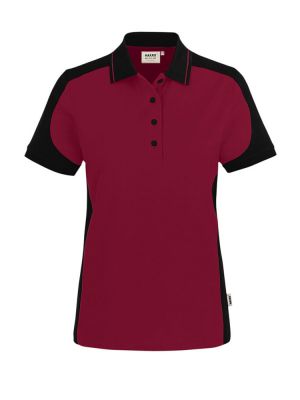 Weinrotes Damen Arbeits Poloshirt mit schwarzen Kontrasteinsätzen und Vier-Loch-Knopfleiste – strapazierfähig und pflegeleicht für Handwerk, Pflege und Gastronomie.